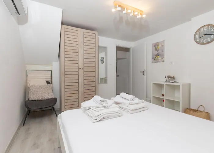 Case de vacanță House