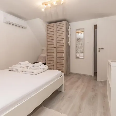 Holiday home House Punat